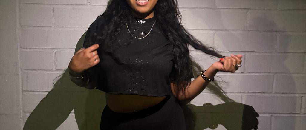 Women’s Signature Crop Top